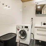 Go Happy Home Mikonkatu 11, Modern 2 Bedroom Apartment With Balcony
